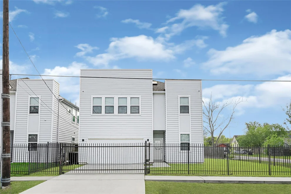 Unit for sale at 9431 Jutland Road, Houston, TX 77033