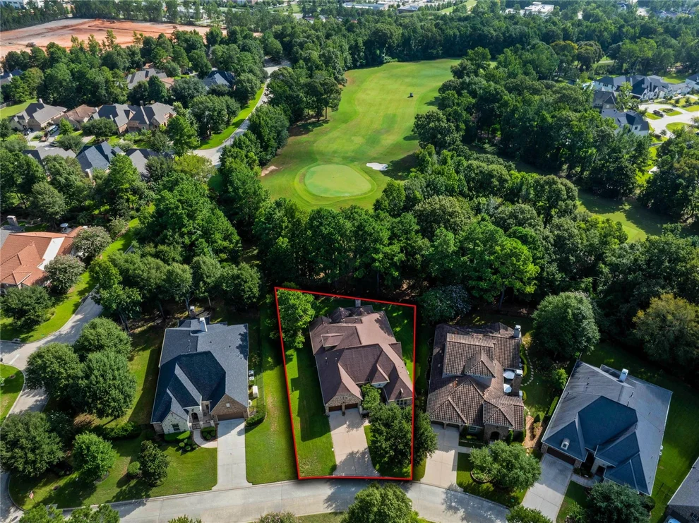 Unit for sale at 107 Berwick Lane, Montgomery, TX 77316