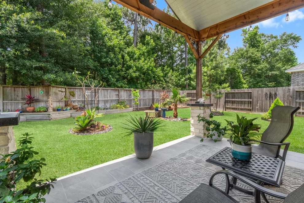 Unit for sale at 371 Westlake Terrace Drive, Conroe, TX 77304