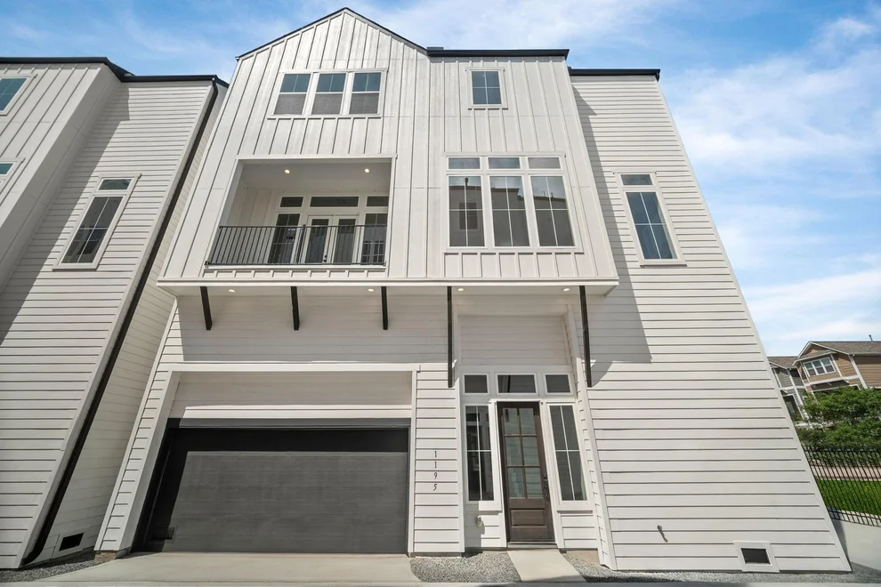Unit for sale at 1191 W 19th Street, Houston, TX 77008