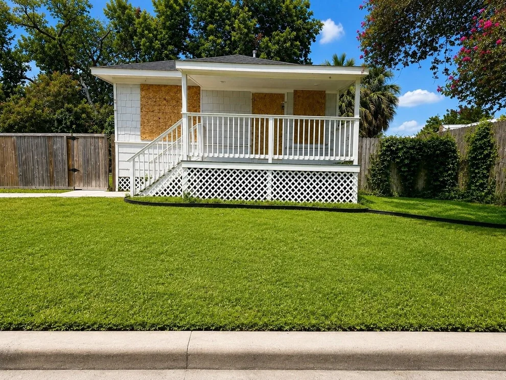 Unit for sale at 5715 Enid Street, Houston, TX 77009