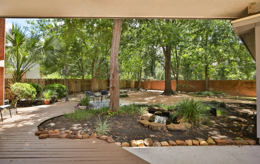 Unit for sale at 427 W North Hill Drive, Spring, TX 77388