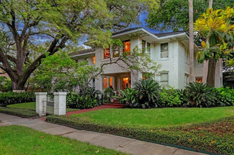 Unit for sale at 3416 Audubon Place, Houston, TX 77006
