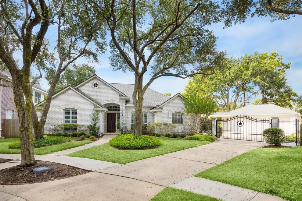Unit for sale at 17543 Whispering Star Court, Houston, TX 77095