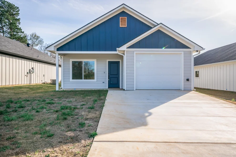 Unit for sale at 390 Alexander Street, Kilgore, TX 75662