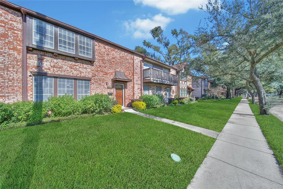 Unit for sale at 10520 Hammerly Boulevard, Houston, TX 77043