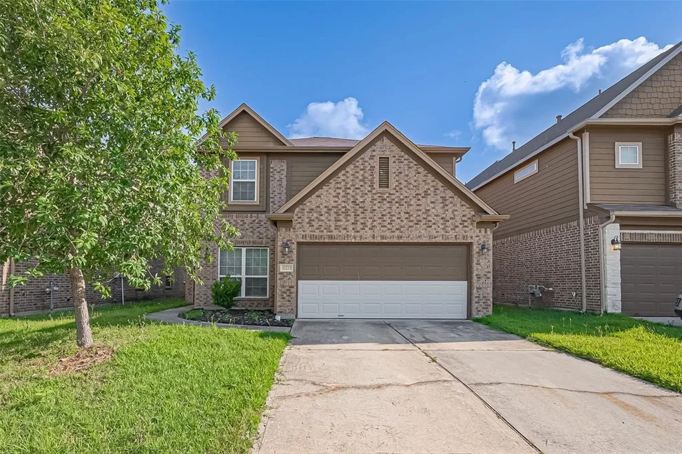 Unit for sale at 12223 Elm Orchard Trail, Humble, TX 77346