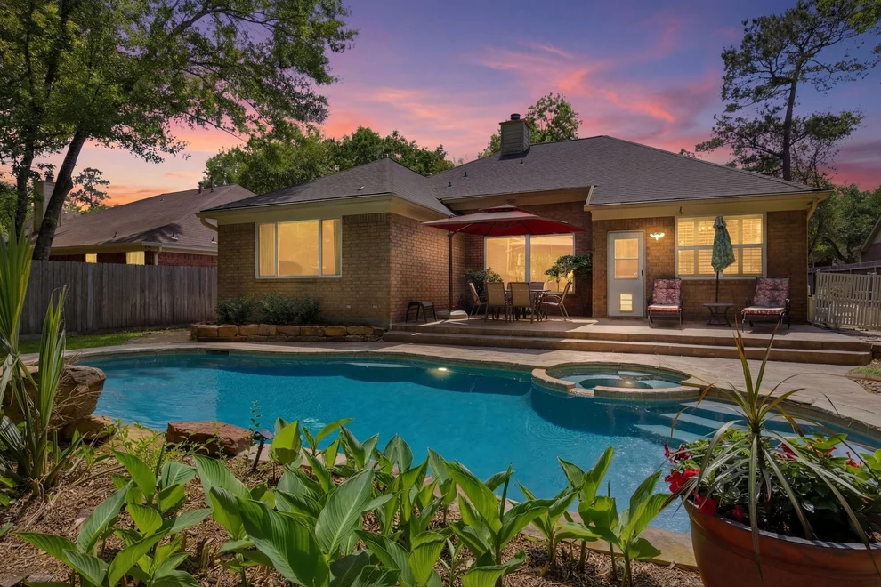 Unit for sale at 119 N Acacia Park Circle, Spring, TX 77382