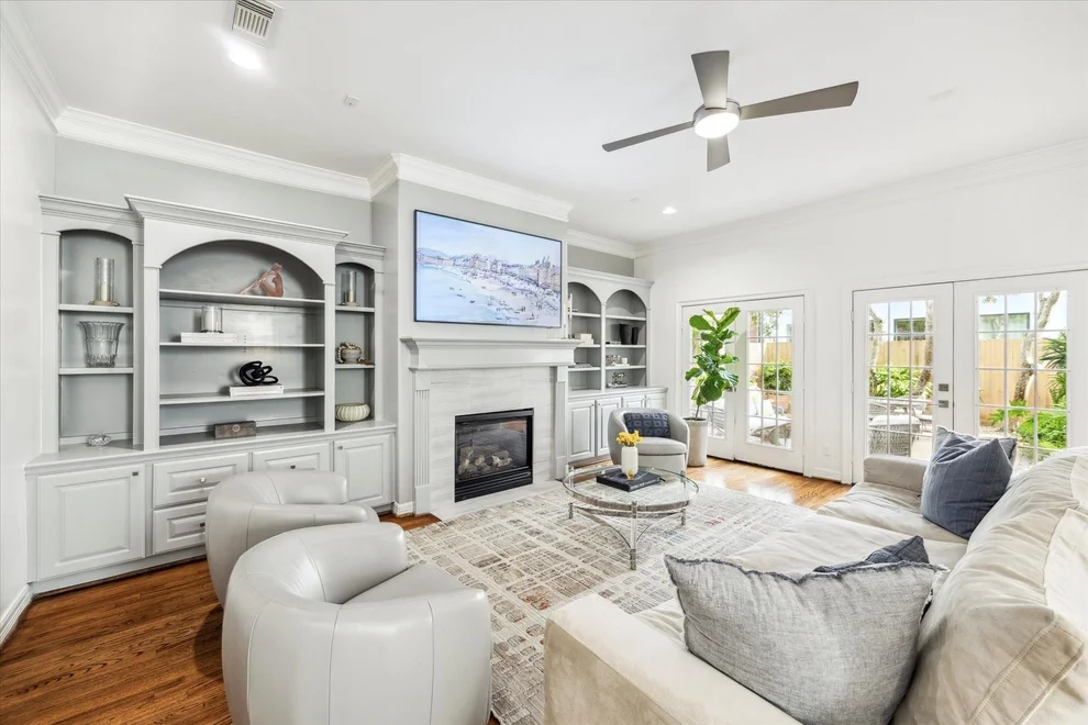 Unit for sale at 4131 Byron Street, West University Place, TX 77005