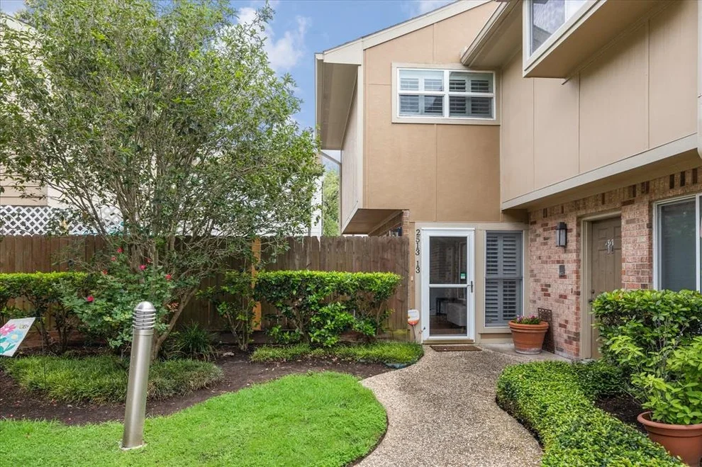 Unit for sale at 2513 Bering Drive, Houston, TX 77057