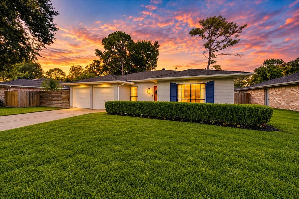 Unit for sale at 2614 Parana Drive, Houston, TX 77080