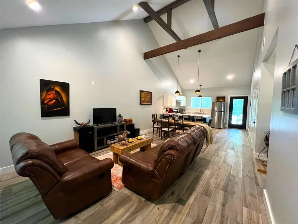 Unit for sale at 1025 Lacey Lane, Sheridan, TX 77475