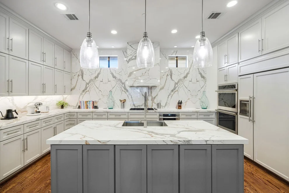 Unit for sale at 2415 Commonwealth Street, Houston, TX 77006