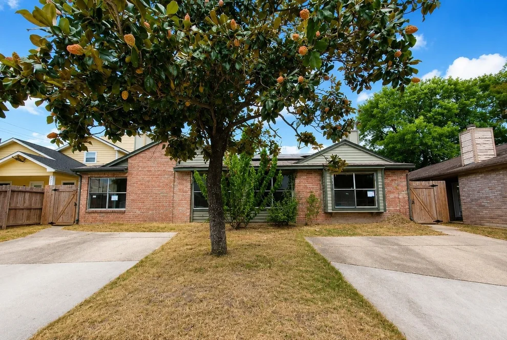 Unit for sale at 5407 Farley Drive, Houston, TX 77032
