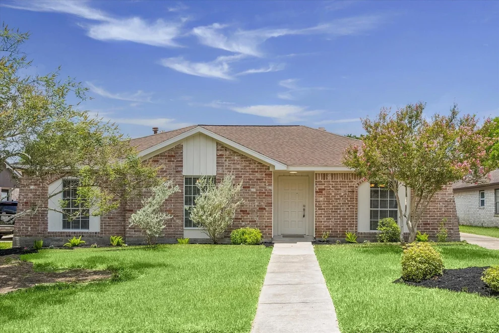 Unit for sale at 12050 Sturdivant Street, Meadows Place, TX 77477