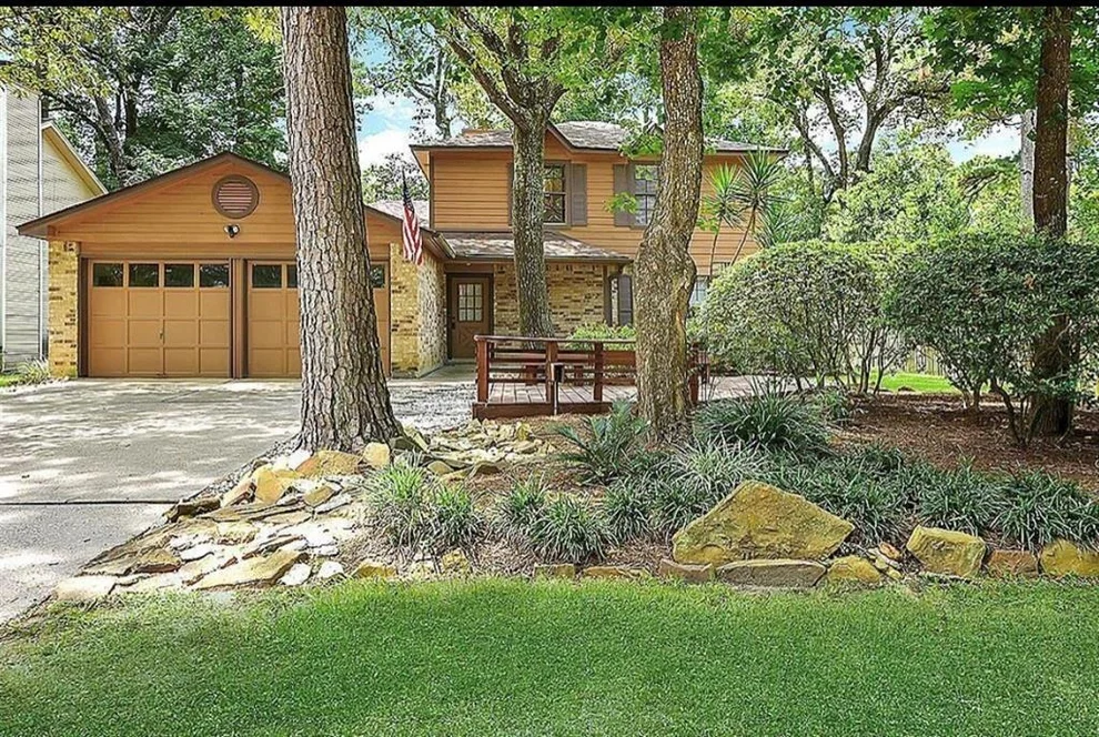 Unit for sale at 42 Dew Fall Court, The Woodlands, TX 77380