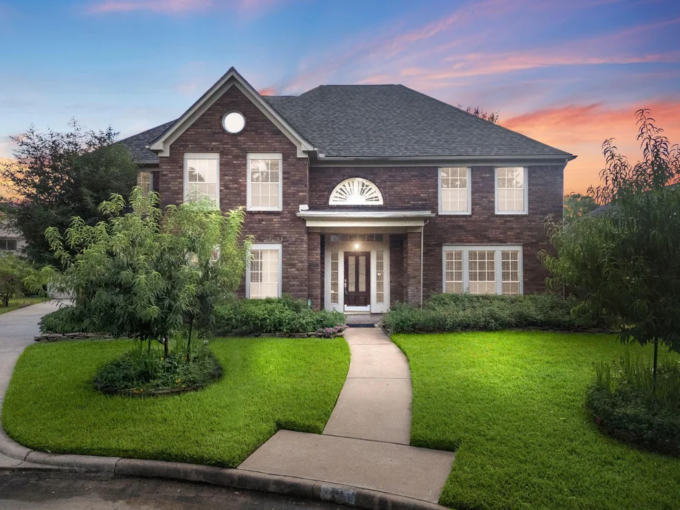 Unit for sale at 7414 Starbridge Drive, Houston, TX 77095