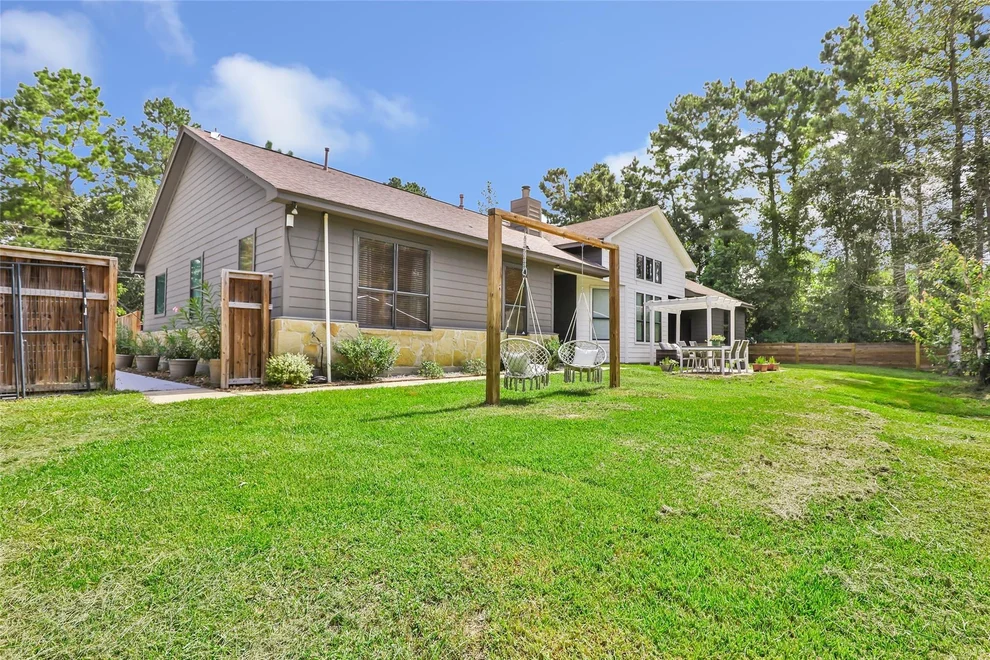 Unit for sale at 29803 Parker Road, Magnolia, TX 77354