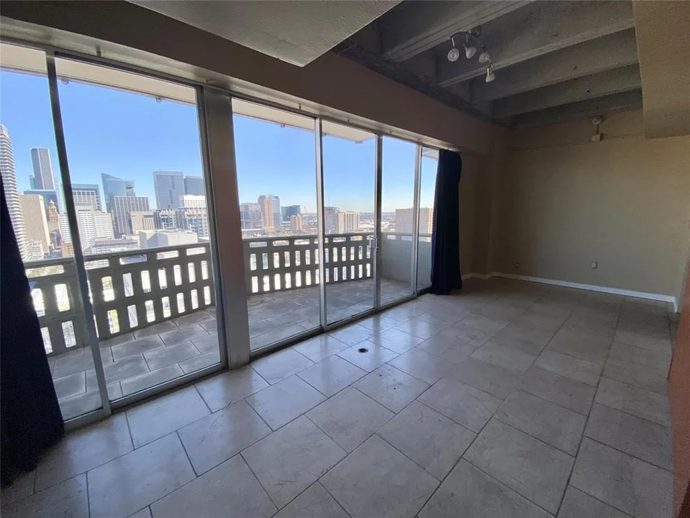 Unit for sale at 2016 Main Street, Houston, TX 77002