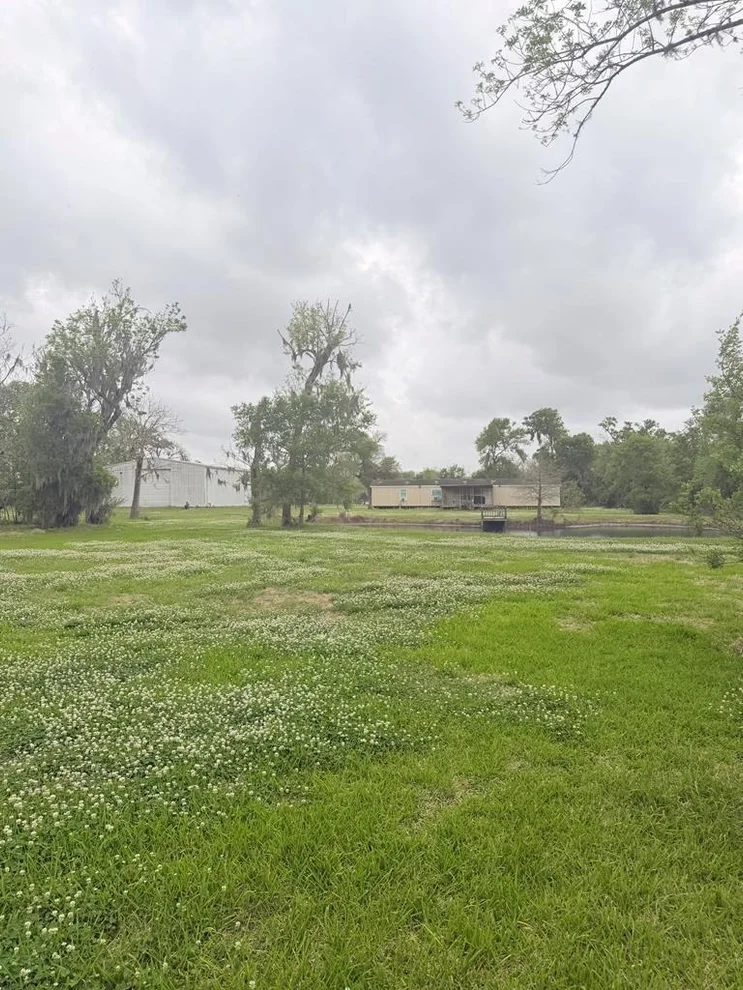 Unit for sale at 2744 County Road 415c, Brazoria, TX 77422