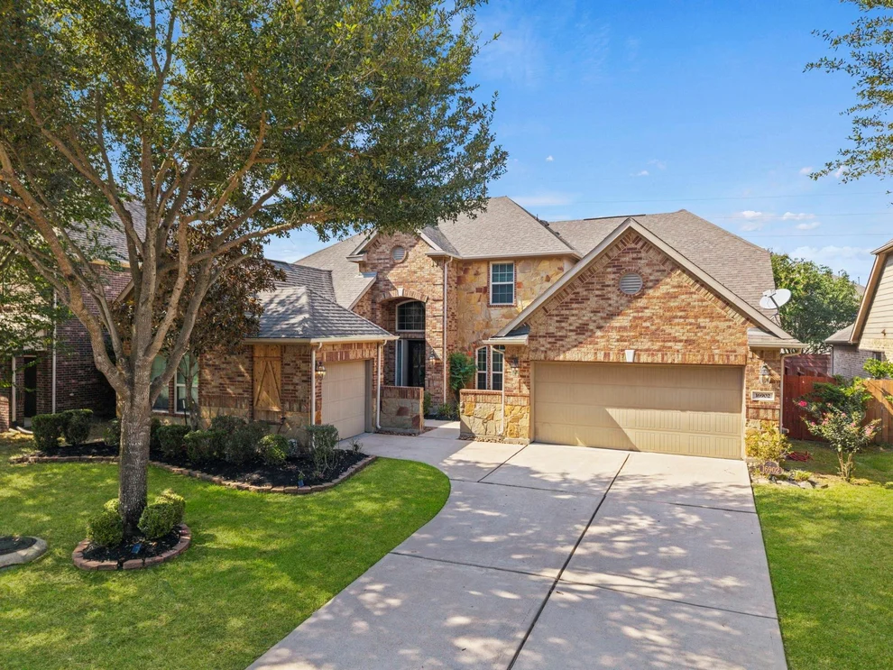 Unit for sale at 16902 Cook Landing Drive, Richmond, TX 77407
