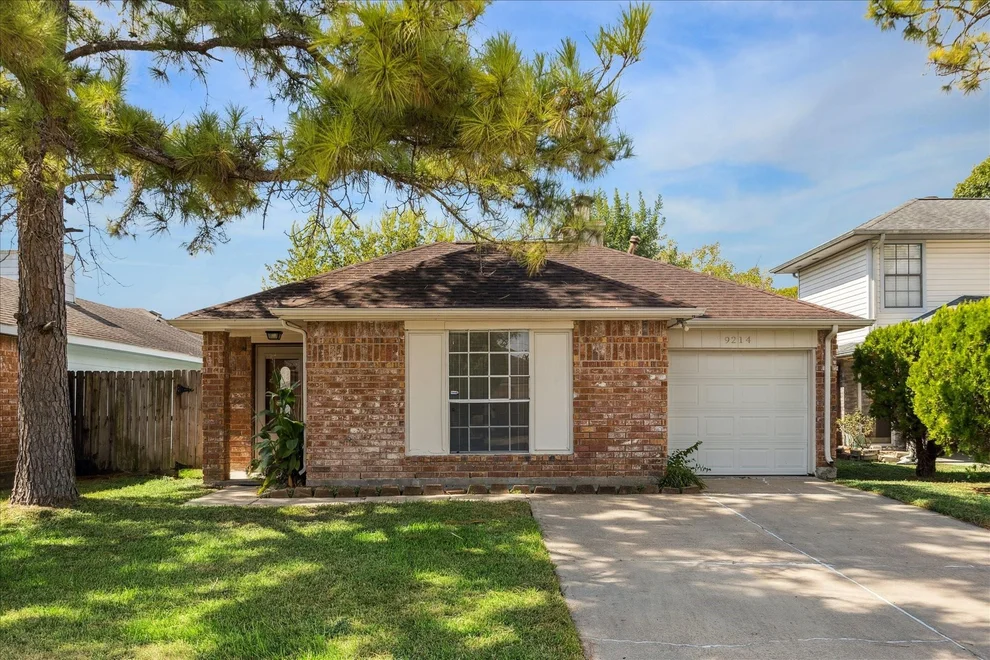 Unit for sale at 9214 Lynchester Drive, Houston, TX 77083