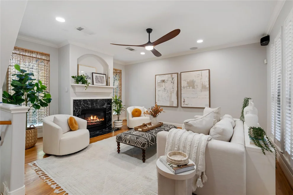 Unit for sale at 1308 Cohn Street, Houston, TX 77007