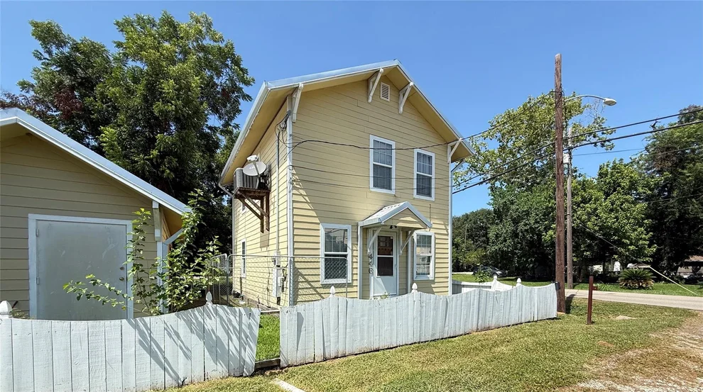 Unit for sale at 6626 Laredo, Houston, TX 77020