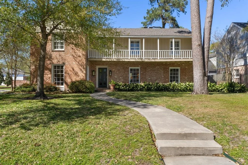 Unit for sale at 3666 Meadow Lake Lane, Houston, TX 77027