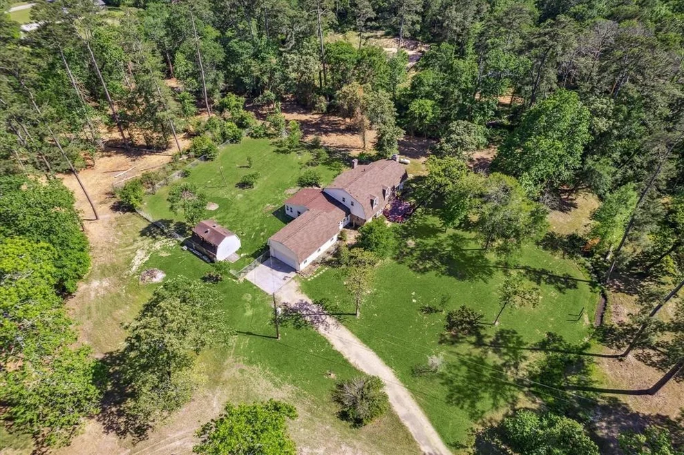 Unit for sale at 33410 Cripple Creek Drive, Pinehurst, TX 77362