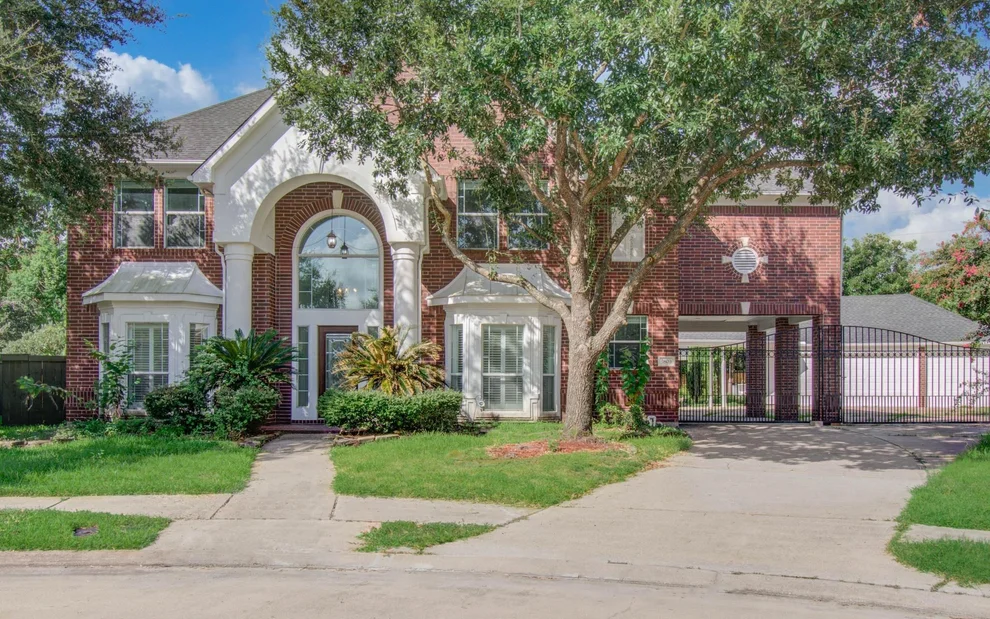 Unit for sale at 5803 Serrano Terrace Lane, Houston, TX 77041