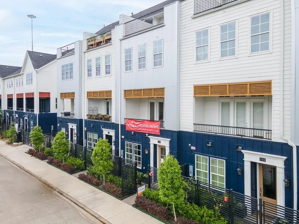 Unit for sale at 710 Cage Street, Houston, TX 77020
