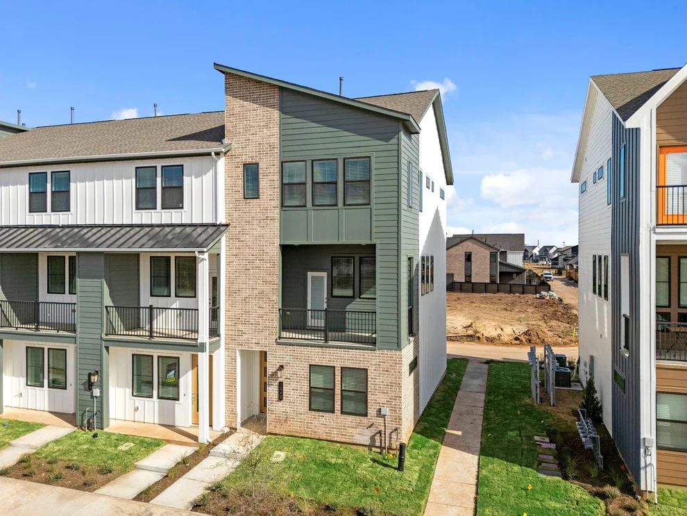 Unit for sale at 1342 Mercantile Street, Richmond, TX 77406