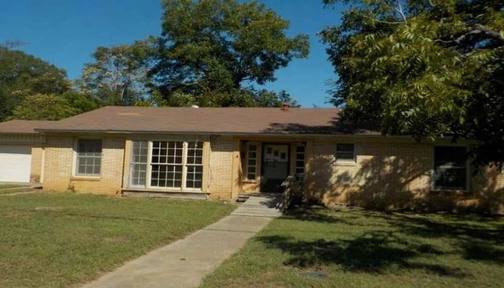 Unit for sale at 812 Tyler Street, Jacksonville, TX 75766