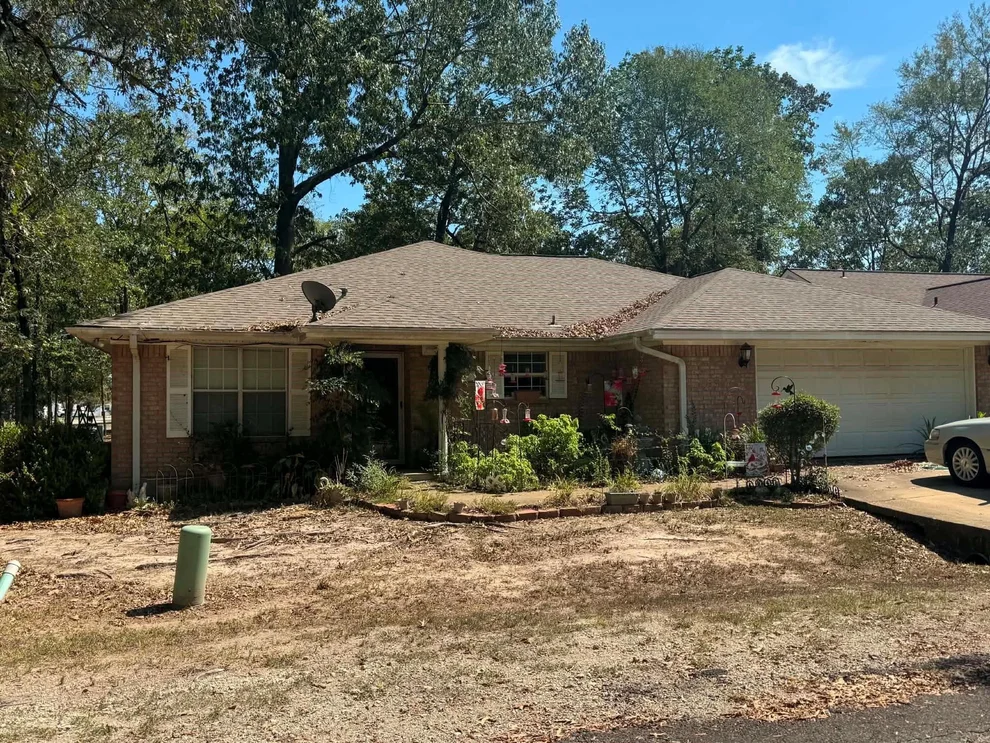 Unit for sale at 267 Broadmoor Drive, Trinity, TX 75862