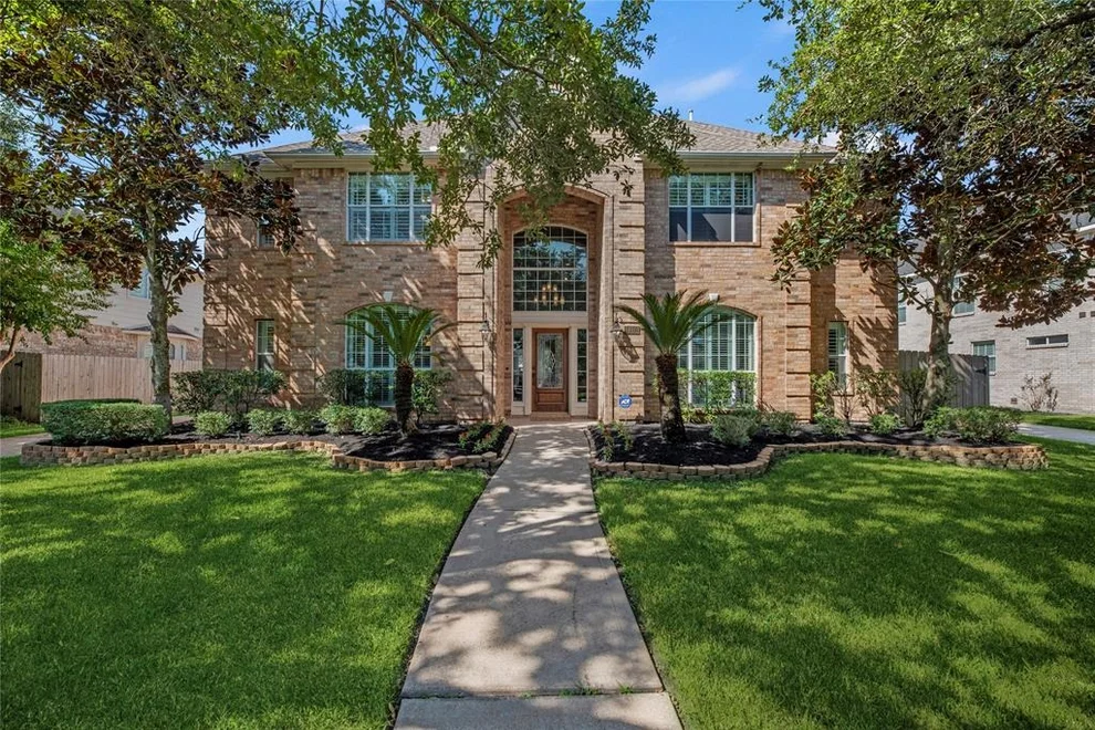 Unit for sale at 1126 Thistlemeade Drive, Houston, TX 77094