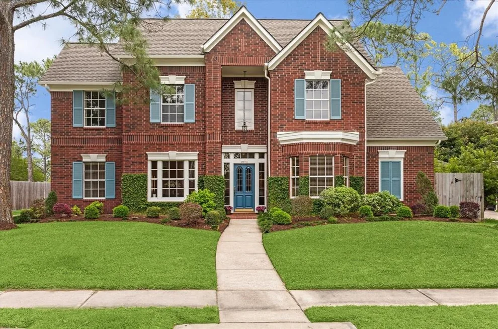 Unit for sale at 2006 Aspen River Lane, Houston, TX 77062