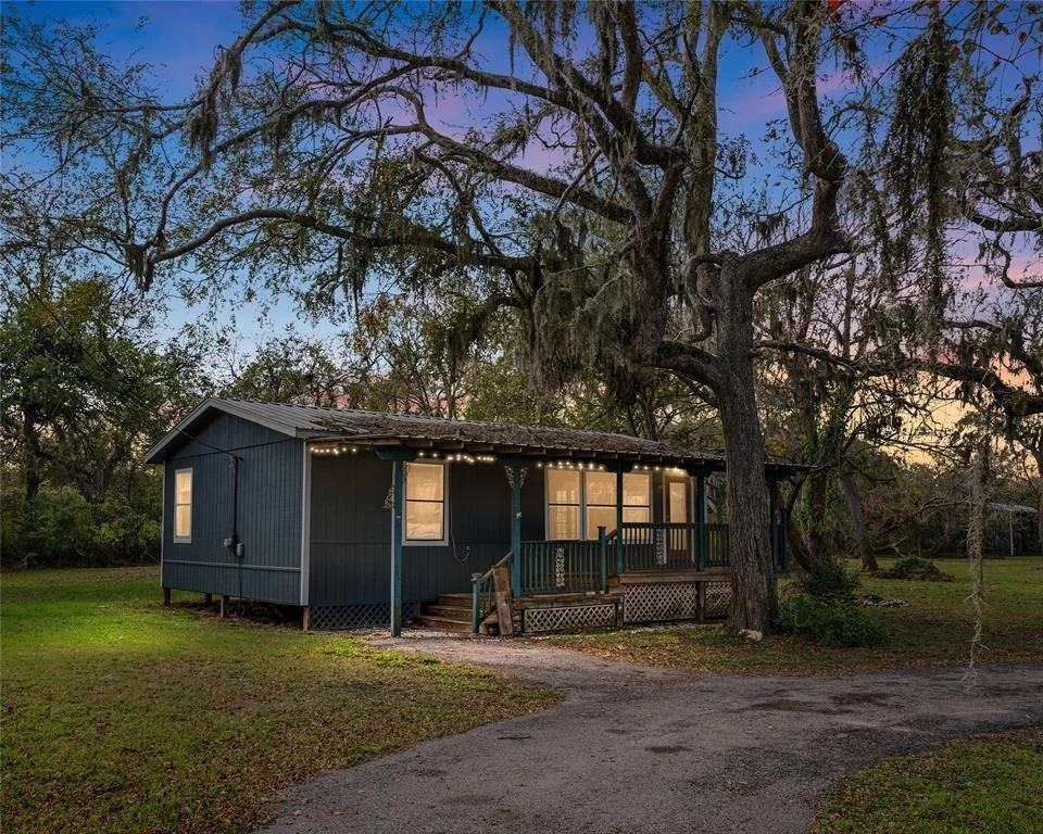 Unit for sale at 623 County Road 297, Sargent, TX 77414