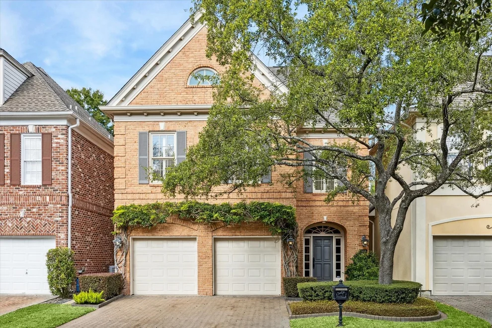 Unit for sale at 5714 Tangle Circle Lane, Houston, TX 77057