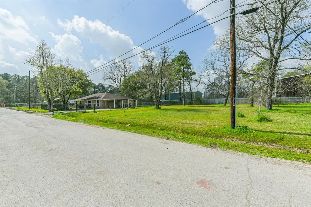 Unit for sale at 00 Queensland Street, Houston, TX 77028