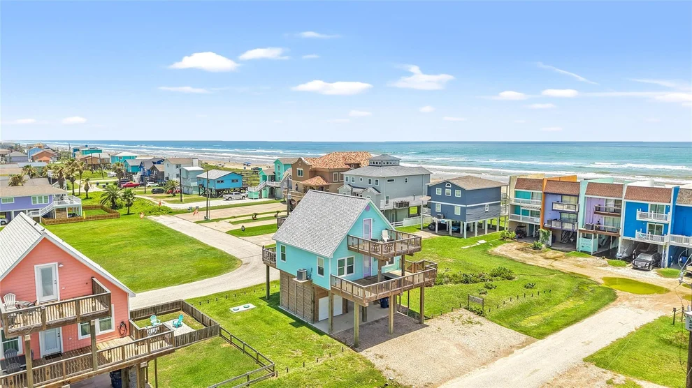 Unit for sale at 110 Pelican Place, Surfside Beach, TX 77541