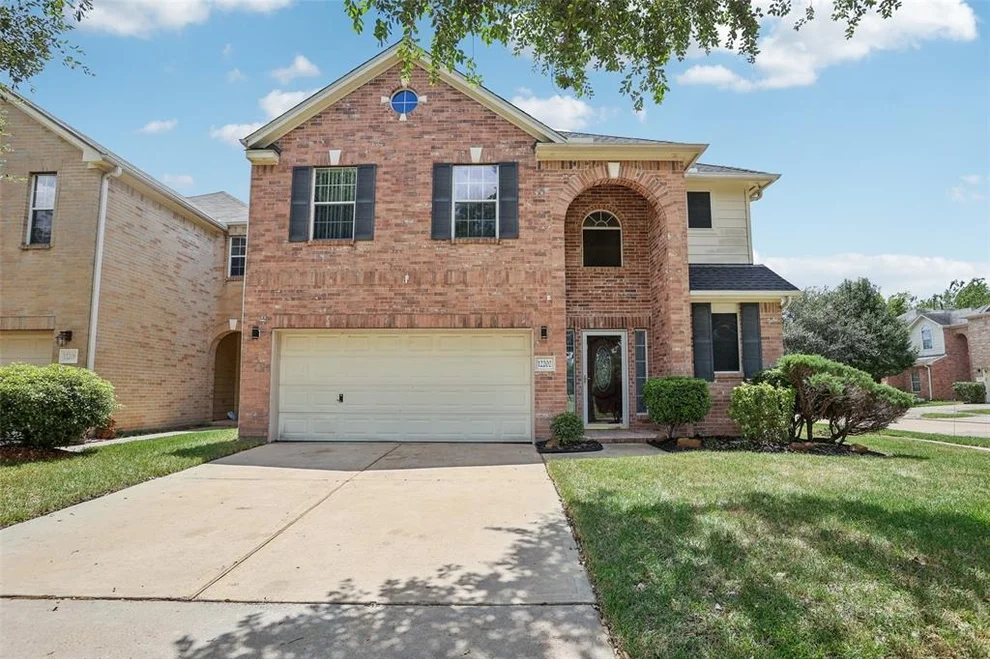 Unit for sale at 12202 N Palm Lake Drive, Houston, TX 77034