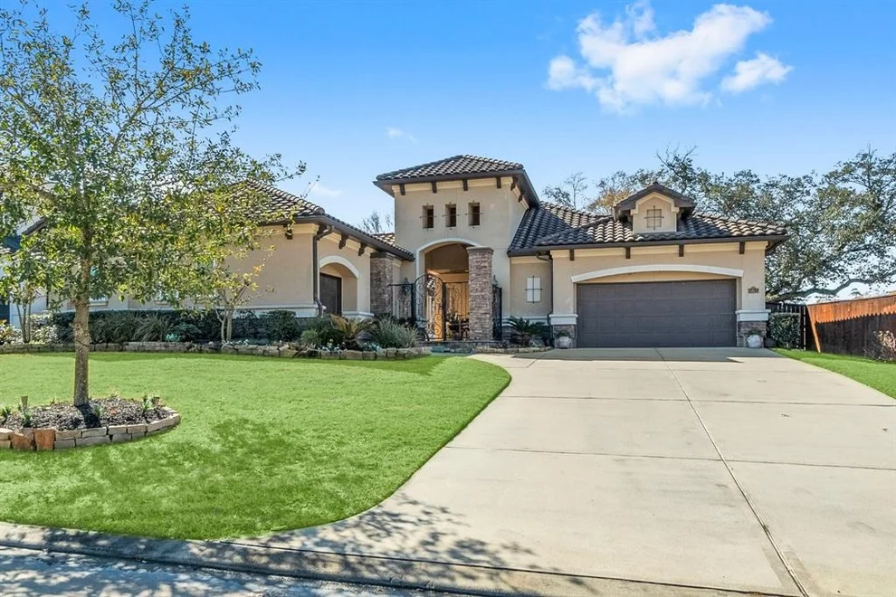 Unit for sale at 5915 Stratton Woods Drive, Spring, TX 77389
