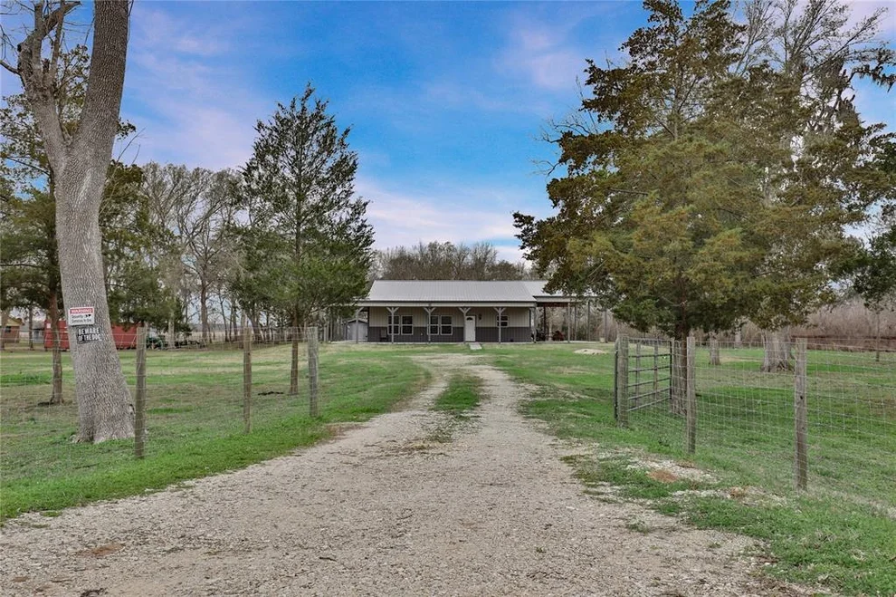 Unit for sale at 3742 Fm 524 Road, Sweeny, TX 77480