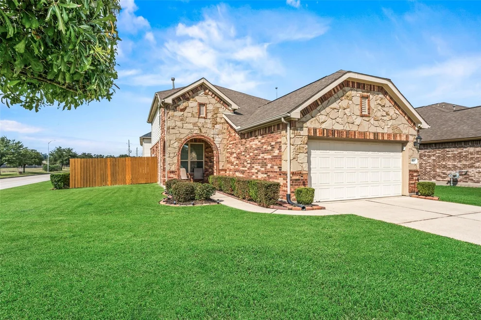 Unit for sale at 8903 River Dale Canyon Lane, Humble, TX 77338