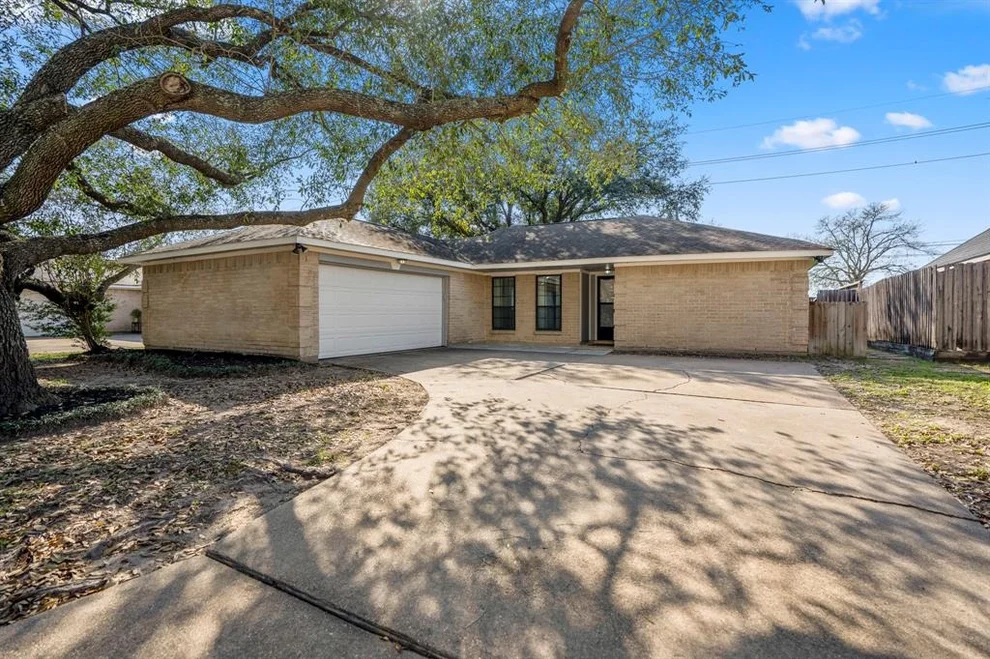 Unit for sale at 2011 Waterelm Drive, Houston, TX 77084