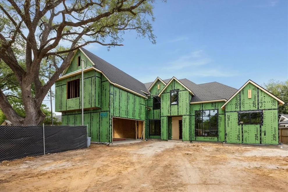 Unit for sale at 10626 Riverview Drive, Houston, TX 77042
