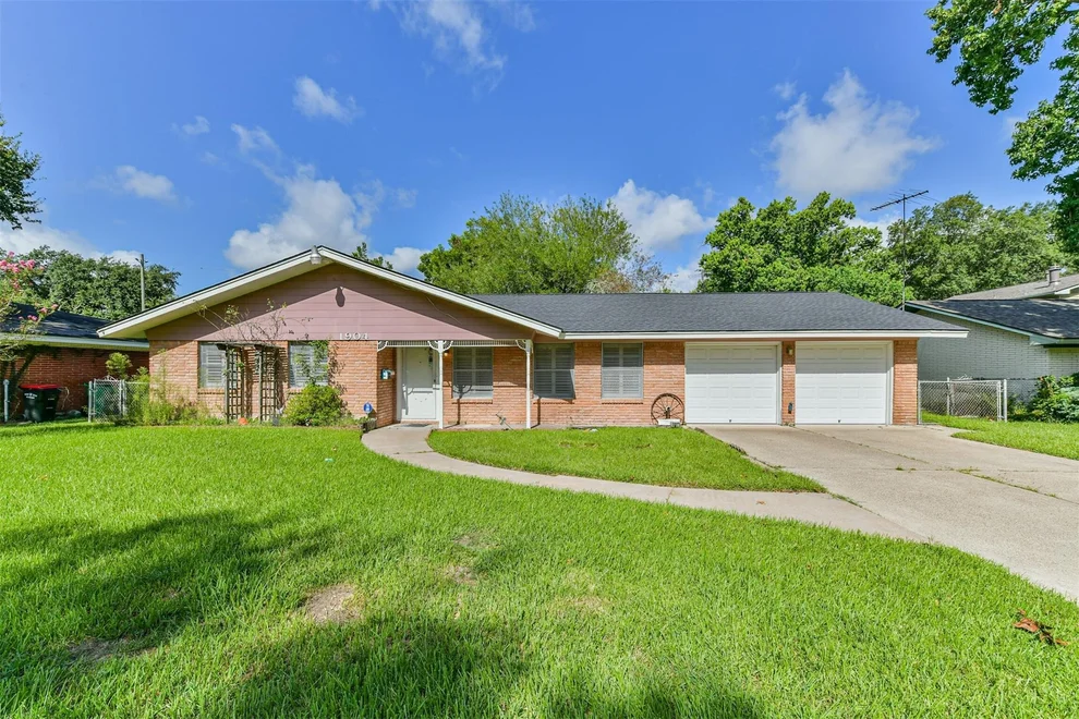 Unit for sale at 1904 Amy Drive, Baytown, TX 77520