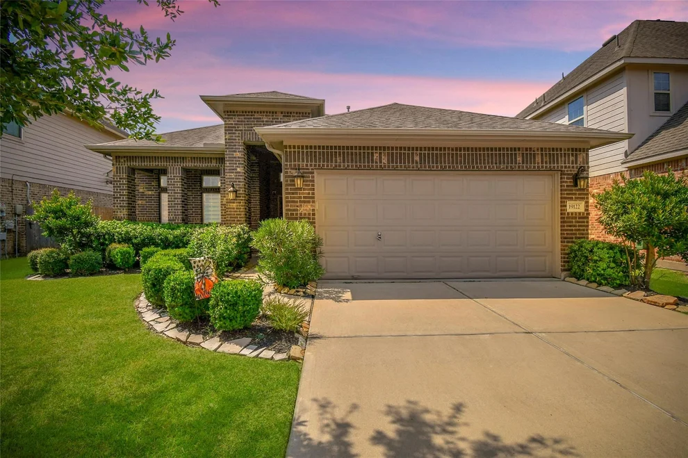 Unit for sale at 19122 Summer Farm Trail, Richmond, TX 77407