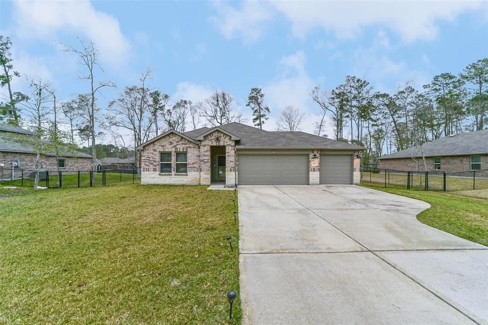 Unit for sale at 2823 N Colosseum Court, New Caney, TX 77357